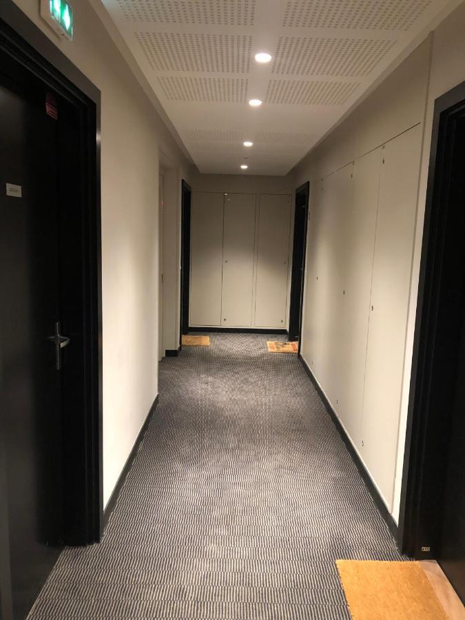 Grande Chambre 14 M2 Avec Salle De Bain Privative A Nanterre Prefecture Proche La Defense Arena Campus Sncf Et Paris Екстериор снимка