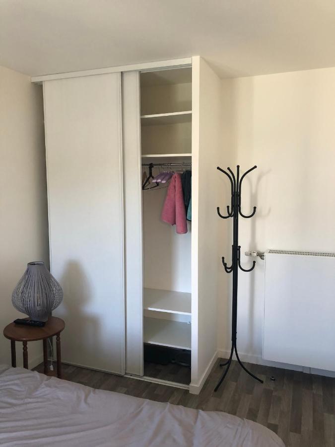 Grande Chambre 14 M2 Avec Salle De Bain Privative A Nanterre Prefecture Proche La Defense Arena Campus Sncf Et Paris Екстериор снимка