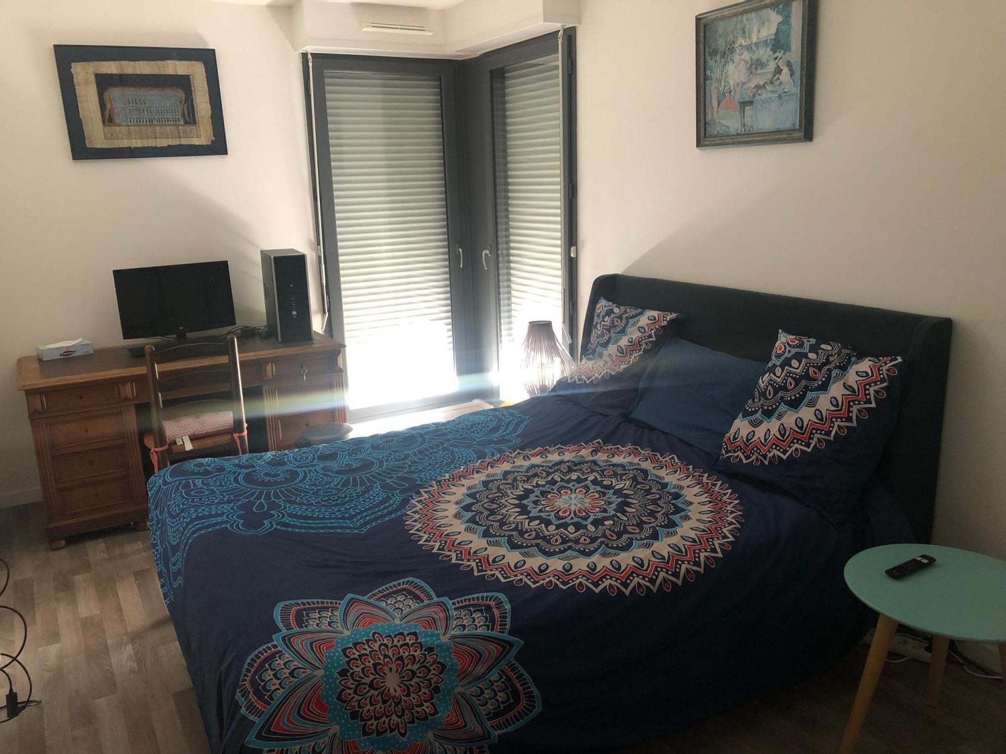 Grande Chambre 14 M2 Avec Salle De Bain Privative A Nanterre Prefecture Proche La Defense Arena Campus Sncf Et Paris Екстериор снимка
