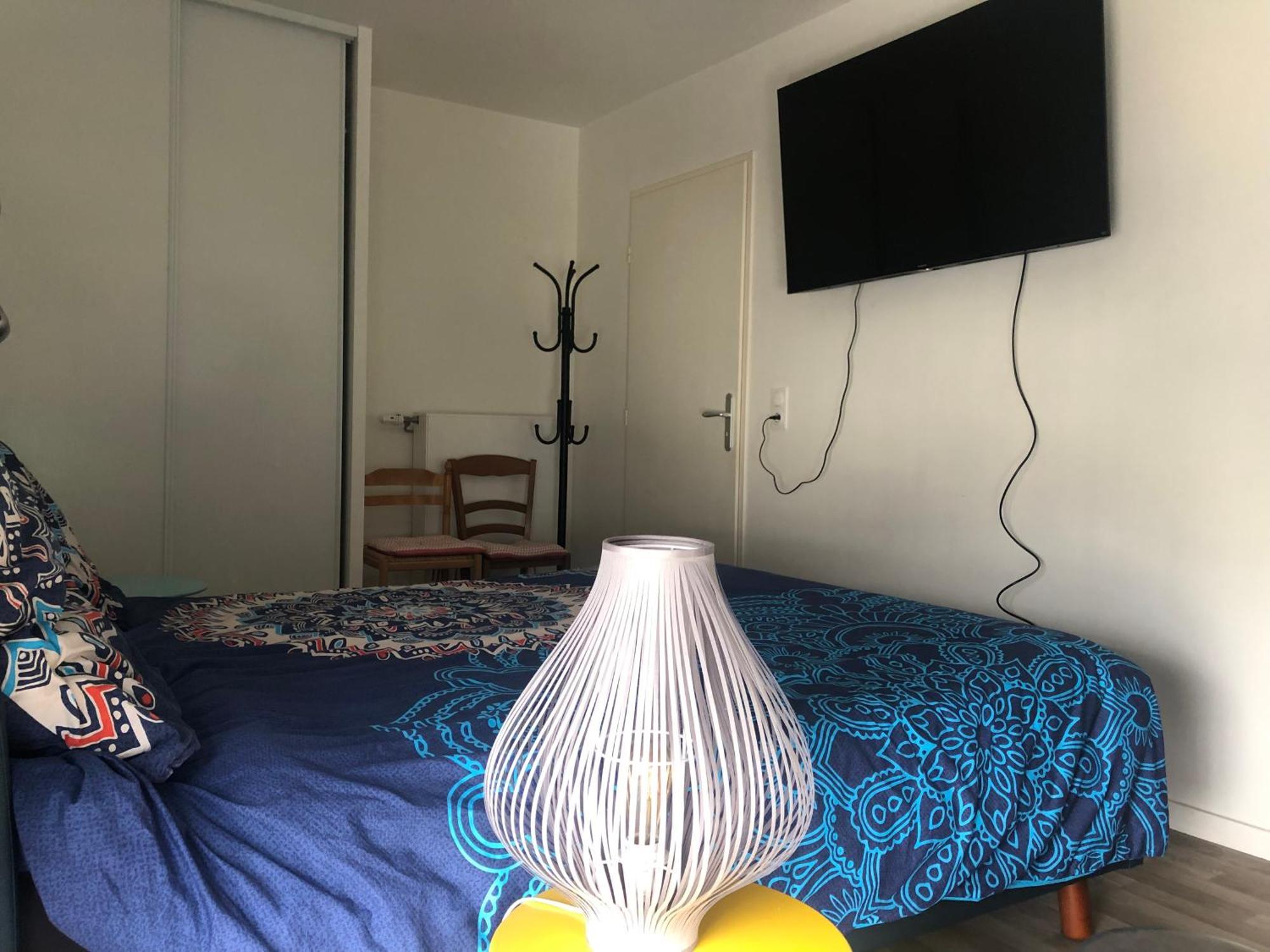 Grande Chambre 14 M2 Avec Salle De Bain Privative A Nanterre Prefecture Proche La Defense Arena Campus Sncf Et Paris Екстериор снимка