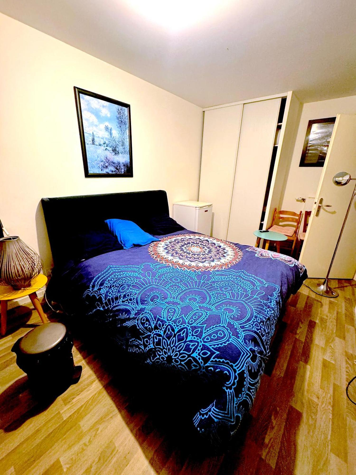 Grande Chambre 14 M2 Avec Salle De Bain Privative A Nanterre Prefecture Proche La Defense Arena Campus Sncf Et Paris Екстериор снимка